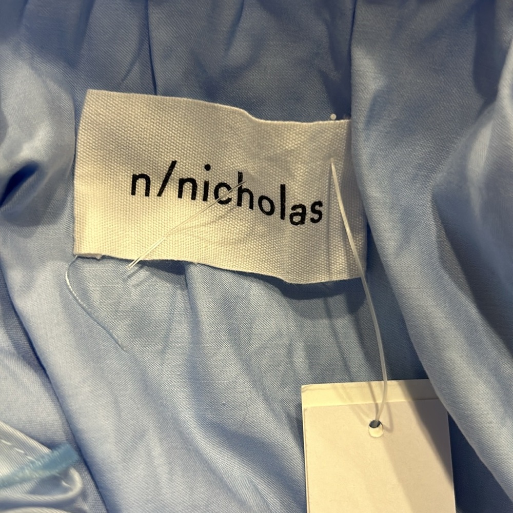 N / Nicholas sz 2 top - Picture 2 of 9